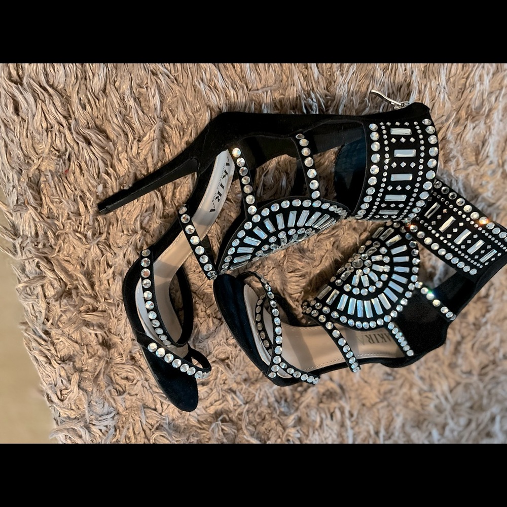 Bling beautiful sexy black and bling shoes